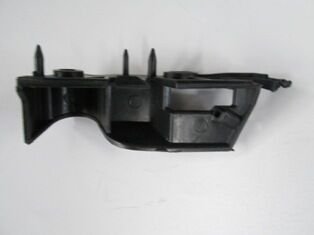 AUDI A4- 13/15; ÖN TAMPON BRAKETİ İÇ SOL (YAN KULAĞA TAKILAN) (PLASTİK) (TW) 8K0807283H
