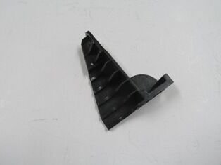 MITSUBISHI L200- PICK UP- 10/15; FAR ALT BAĞLANTI BRAKETİ SOL (TW) MN167867