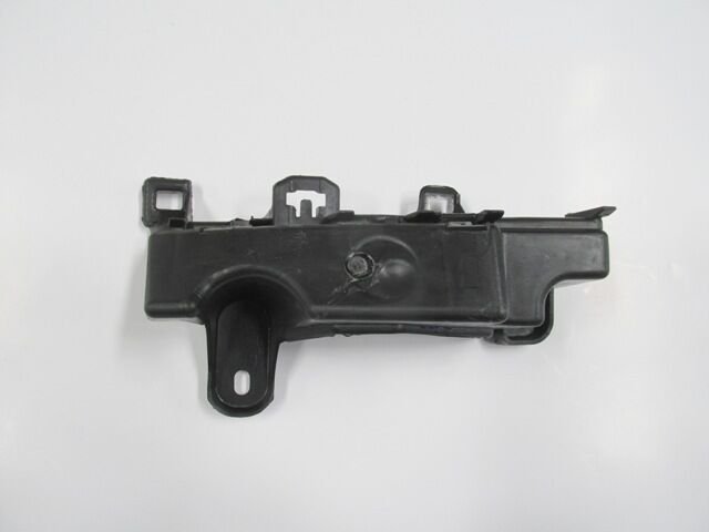 CITROEN C ELYSEE- 17/24; STOP LAMBASI ALT BAĞLANTI BRAKETİ SOL (PLASTİK) 1608703680
