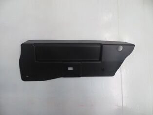RENAULT CLIO- 4- SPORT TOURER- 13/16; ÖN TAMPON KARLIK BAGLANTI BRAKETI SOL (SPOILER) (TW) 960155927R
