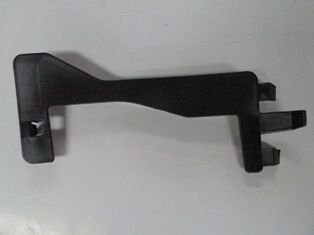 RENAULT CAPTUR- 13/19; ÖN TAMPON BRAKETİ SAĞ (TYG) 628108533R