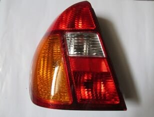 RENAULT CLIO- 2- SD- 02/06; STOP LAMBASI SAĞ (KIRMIZI/SARI/BEYAZ) DUYSUZ (MARS) 7700433744