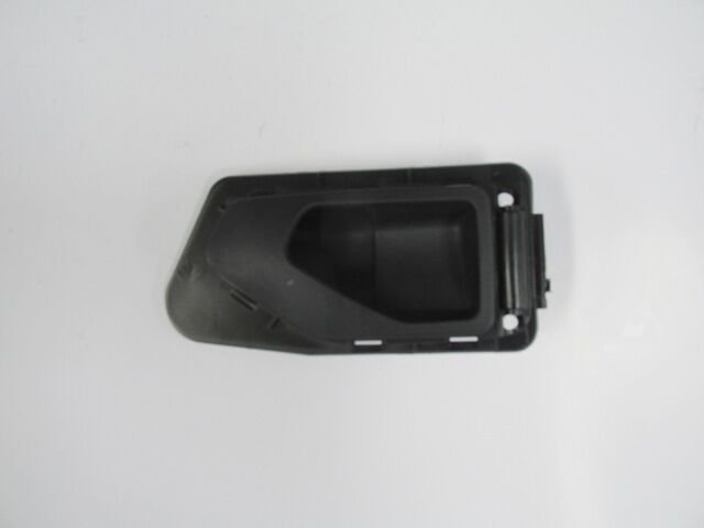 PEUGEOT 306- SD/HB- 93/96; ÖN KAPI İÇ AÇMA KOLU SAĞ SİYAH (HUSHAN) 9612535677