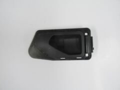 PEUGEOT 306- SD/HB- 93/96; ÖN KAPI İÇ AÇMA KOLU SAĞ SİYAH (HUSHAN) 9612535677
