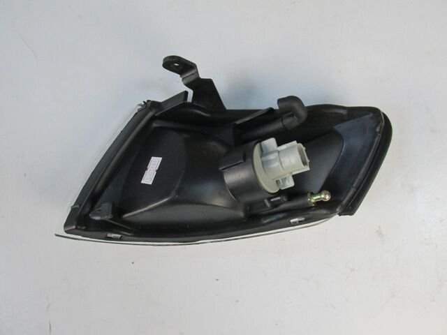 MAZDA 626- SD/HB- 98/00; ÖN SİNYAL SAĞ (SİYAH ÇERÇEVELİ) (CASP) GE4T-51-060C