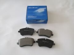 MERCEDES C CLASS- W203- 00/07; ÖN FREN BALATASI (KABLOSUZ)(DİSK)(131X69,8X18,7/131X62X18,7)(BRAM A0034202520