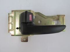 MAZDA BT 50- PICK UP- 07/12; ÖN KAPI İÇ AÇMA KOLU SOL SİYAH (HUSHAN) UR56-59330C02
