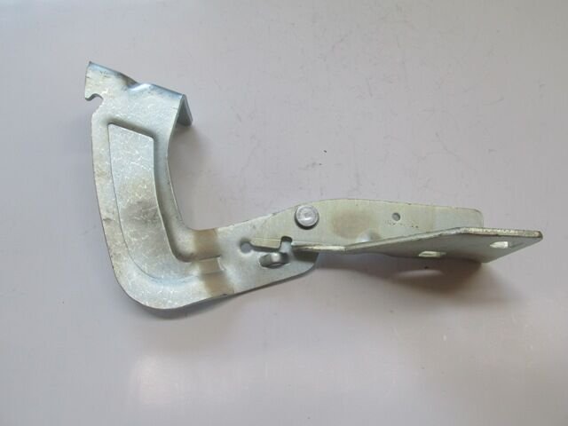 RENAULT KANGOO- 2- CLASSİC- 03/12; KAPUT MENTEŞESİ SOL (EAGLE BODY) 8200153070
