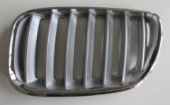 BMW X5- E53- 04/06; ÖN PANJUR SOL NİKELAJLI/İÇ PETEĞİ GÜMÜŞ GRİ 51137113733