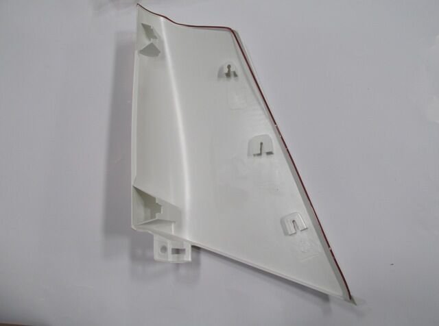 ISUZU NKR- 06/09; ÖN KÖŞE PANELİ SOL PLASTİK BEYAZ (TEK TEKER) (CASP) 8-97585430-4