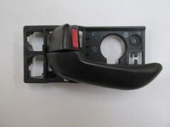 HYUNDAI I10- 08/11; ÖN KAPI İÇ AÇMA KOLU SOL SİYAH -