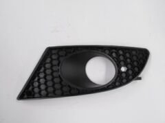 SEAT LEON- 05/09; SİS LAMBA KAPAĞI SOL SİYAH (SİS DELİKLİ) (TYG) 1P0853665A9B9