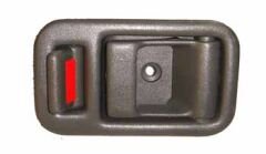 SUZUKI SWIFT- SD/HB- 89/96; ÖN KAPI İÇ AÇMA KOLU SAĞ GRİ (İÇTEN KİLİTLEMELİ) (HUSHAN) 83210-63B00
