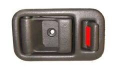 SUZUKI SWIFT- SD/HB- 89/96; ÖN KAPI İÇ AÇMA KOLU SOL GRİ (İÇTEN KİLİTLEMELİ) (HUSHAN) 83240-63B00