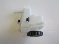 FORD FIESTA- 00/02; HİDROLİK DİREKSİYON YAĞ HAZNE DEPOSU (KAPAKLI) (1.4 TDCI/1.6/1.4CC BENZİNLİ) 2S6C 3531 BC