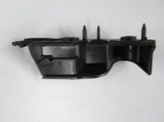 AUDI A4- 13/15; ÖN TAMPON BRAKETİ İÇ SAĞ (YAN KULAĞA TAKILAN) (PLASTİK) (TW) 8K0807284H