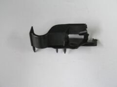 AUDI A4- 13/15; ÖN TAMPON BRAKETİ İÇ SOL (YAN KULAĞA TAKILAN) (PLASTİK) (TW) 8K0807283H