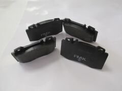 MERCEDES ML CLASS- W163- 98/05; ÖN FREN BALATASI (KABLOSUZ)(DİSK)(117,8X71,60X16,50) (FMK) A0054206020