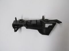 AUDI A4- 08/12; ÖN TAMPON BRAKETİ SAĞ (YAN KULAĞA TAKILAN) (PLASTİK) (TW) 8K0807284
