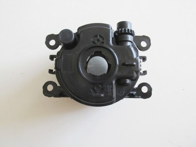 FORD FOCUS- SD/HB- 12/14; SİS LAMBASI SAĞ/SOL AYNI (ADET) YUVARLAK (AMPÜLSÜZ) 8200074008