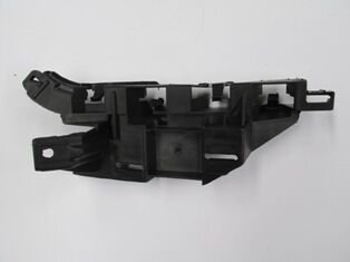PEUGEOT 307- 06/08; ÖN TAMPON BAĞLANTI BRAKETİ SAĞ PLASTİK 7120.NH