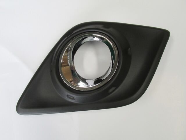 TOYOTA HILUX- PICK UP- 15/19; SİS LAMBA KAPAĞI SOL SİS DELİKLİ (SİS YUVASI NİKELAJLI) (CASP) 52128-0K170