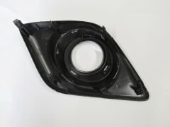 TOYOTA HILUX- PICK UP- 15/19; SİS LAMBA KAPAĞI SOL SİS DELİKLİ (SİS YUVASI NİKELAJLI) (CASP) 52128-0K170