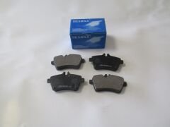 MERCEDES A CLASS- W169- 05/08; ÖN FREN BALATASI (KABLOSUZ)(DİSK)(116.8X63.8X18)(BRAMAX) A1694202120