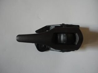 TOYOTA COROLLA- E150- 07/13; ÖN KAPI İÇ AÇMA KOLU SAĞ SİYAH (HUSHAN) 69205-02130