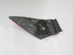 TOYOTA COROLLA- NDE180- 16/18; DIŞ STOP LAMBASI SAĞ KIRMIZI/BEYAZ/LEDLİ (CASP) (E MARKLI) 81550-02A80