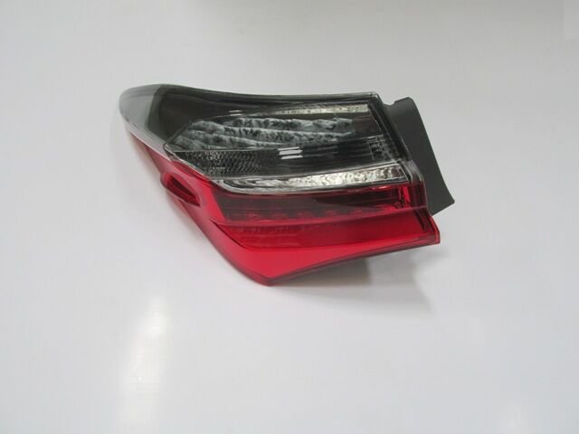 TOYOTA COROLLA- NDE180- 16/18; DIŞ STOP LAMBASI SOL KIRMIZI/BEYAZ/LEDLİ (CASP) (E MARKLI) 81560-02A80