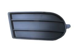 SUZUKI SWIFT- 05/07; SİS LAMBA KAPAĞI SAĞ SİS DELİKSİZ (TÜV)(TYG) 71751-63J00-5PK