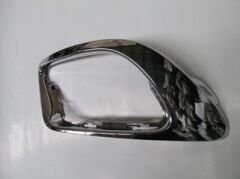 RENAULT FLUENCE- 13/16; SİS LAMBA ÇERÇEVESİ SOL NİKELAJLI 261A32113R