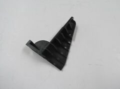 MITSUBISHI L200- PICK UP- 10/15; FAR ALT BAĞLANTI BRAKETİ SAĞ (TW) MN167868