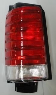 CHRYSLER VOYAGER- 91/95; STOP LAMBASI SOL KIRMIZI/BEYAZ (EAGLE EYES) 4864587