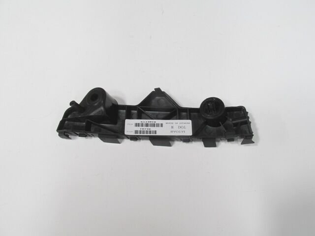 MAZDA 2- HB- 08/14; ÖN TAMPON BRAKETİ SOL PLASTİK (TYG) D652500U1C