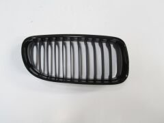 BMW 3 SERI- E90- 09/11; ÖN PANJUR SAĞ SİYAH (TW) 51712146912