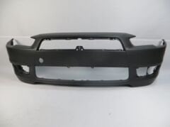 MITSUBISHI LANCER- 08/13; ÖN TAMPON SİYAH (SİS/PANJUR DELİKLİ/KARLIK DELİKLİ 1.8 TYG) 6400B916WA