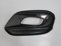 FIAT EGEA- SD/HB/SW- 15/20; SİS LAMBA KAPAĞI SOL SİS DELİKLİ NİKELAJLI 735649287