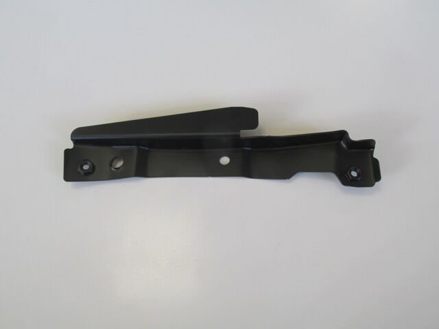 HONDA CIVIC- SD/HB- 96/98; ÖN TAMPON BRAKETİ SAĞ (ŞASİ UÇ DEMİRİNE BAĞLANAN) (EAGLE BODY) 71142-S01-A00ZZ