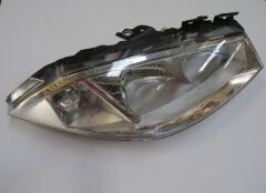 RENAULT MEGANE- 2- 03/06; FAR LAMBASI SAĞ ELEKTRİKLİ/MOTORSUZ 5FİŞLİ (H1/H7)(MERCEKSİZ)(AYFAR) 7701064017
