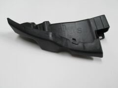 RENAULT KANGOO- 3- 08/13; ÖN TAMPON İÇ BAĞLANTI BRAKETİ SOL PLASTİK (TW) 7701478193