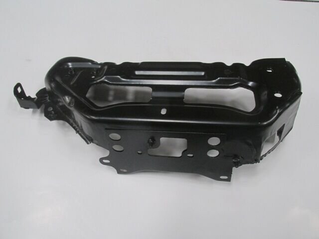 TOYOTA YARIS- 11/16; FAR YUVA SACI SOL (TW) 53202-52906