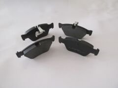 MERCEDES C CLASS- W208- 98/99; ÖN FREN BALATASI (KABLOSUZ)DİSK)150,2X66,3X18,5/151,2X60,8X18,5)BRAMA A0024204420