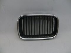 BMW 3 SERI- E36- SD/COUPE- 91/94; ÖN PANJUR SOL SİYAH/NİKELAJ ÇERÇEVELİ (TW) 51138122237