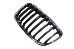 BMW 1 SERI- F20- 12/15; ÖN PANJUR SOL NİKELAJLI/İÇ PETEKLERİ SİYAH (TYG) 51137262117