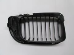 BMW 3 SERI- E46- SD- 02/05; ÖN PANJUR SOL SİYAH (BFN) 51137042962