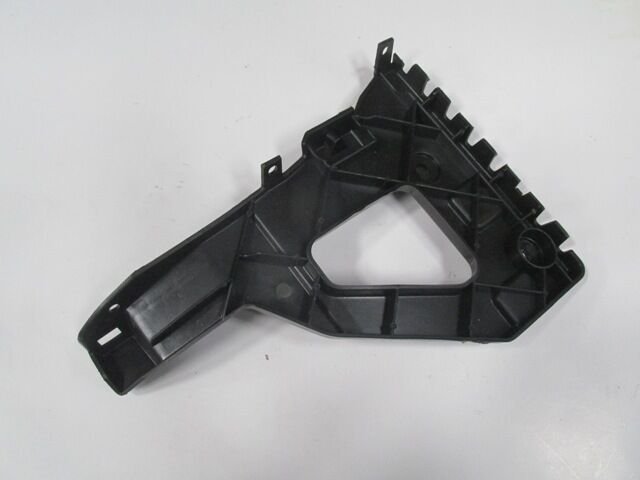 AUDI A6- 05/09; ÖN TAMPON İÇ BAĞLANTI BRAKETİ SAĞ PLASTİK (TW) 4F0807228