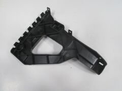 AUDI A6- 05/09; ÖN TAMPON İÇ BAĞLANTI BRAKETİ SOL PLASTİK (TW) 4F0807227