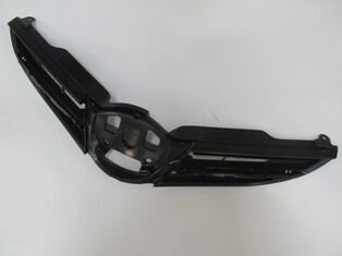 TOYOTA AURIS- 13/15; ÖN PANJUR SİYAH NİKELAJ ÇITASIZ (TYG) 53114-02260